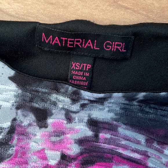 Material Girl Bodycon dress - Picture 2 of 7